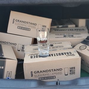 12 Pint beer glasses (Case)